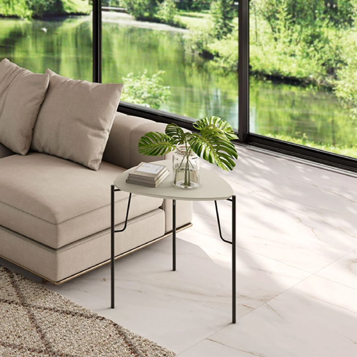 Mesa Lateral Baixa Para Sala Pés Metálicos Blen Luna/Preto I06 - Mpozenato