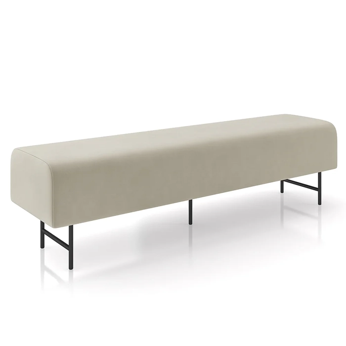 Puff Recamier Decorativo Pés em Ferro 140cm Dublin Z37 Veludo Bege - Mpozenato