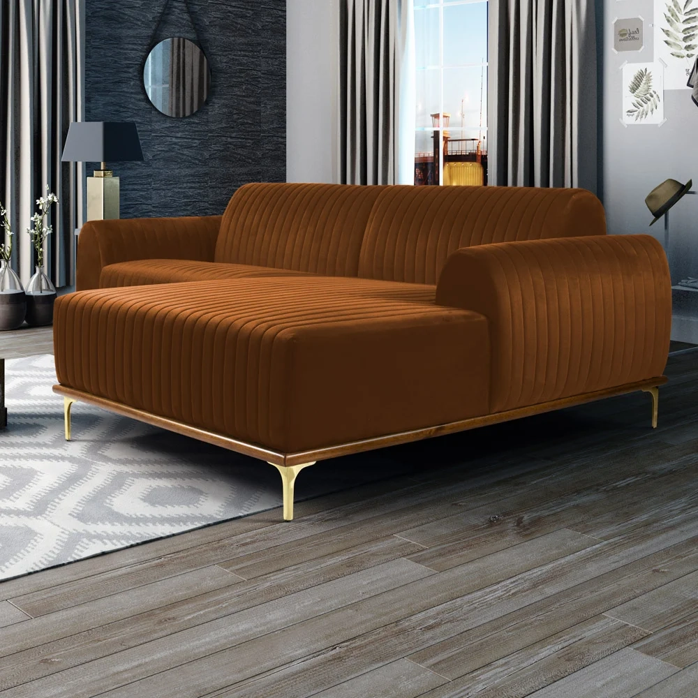 Sofá 230cm 4 Lugares com Chaise Direito Pés Gold Molino C-262 Veludo Telha - Domi