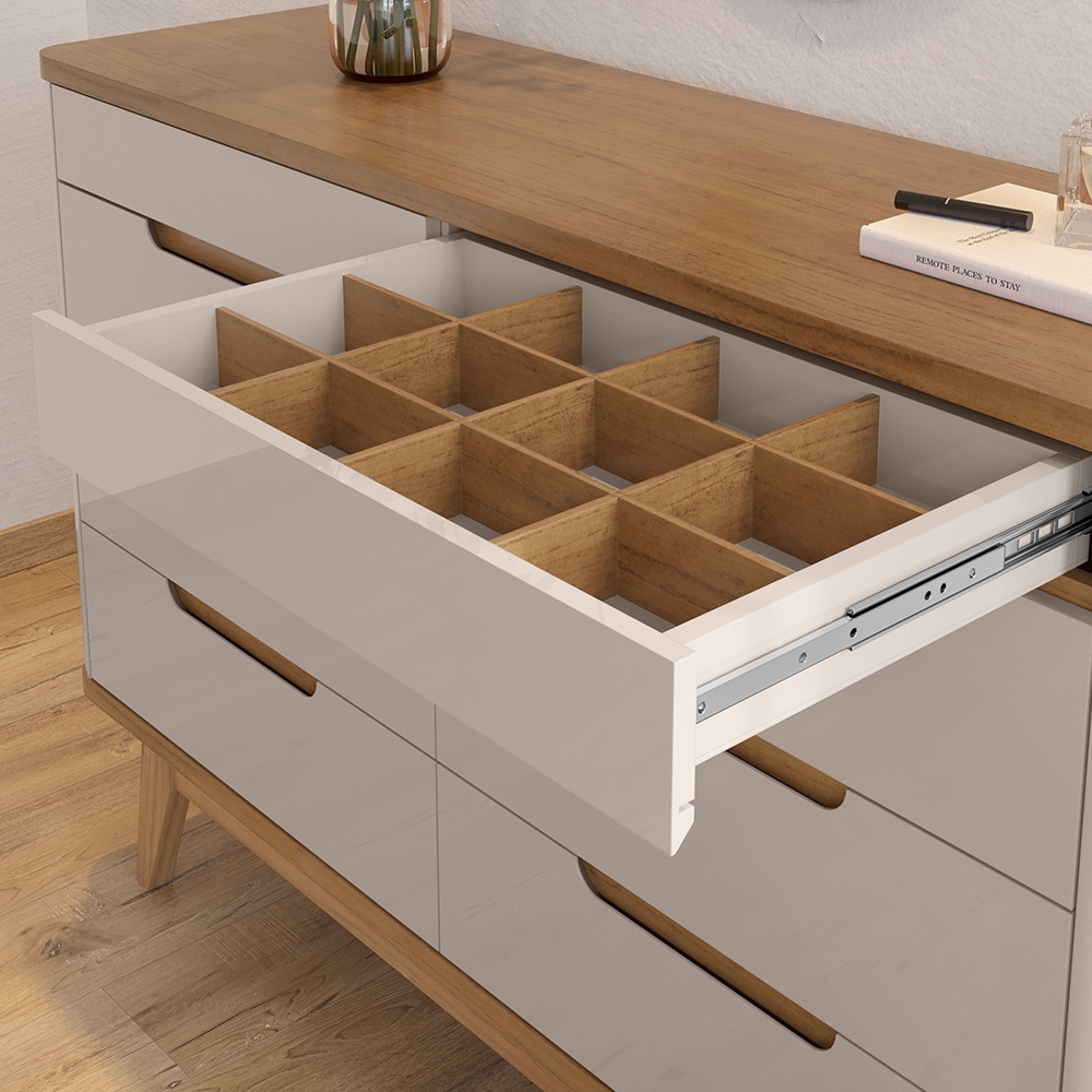 Cômoda Quarto 135cm Orgânica 8 Gavetas Luke Off/Cedro C14 - Mpozenato